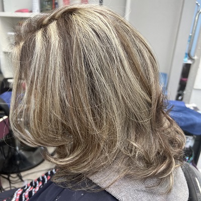 LOVE BEAUTY SALON - color